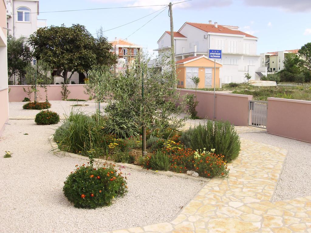 Apartments Ruzmarin Vrsi Exterior foto